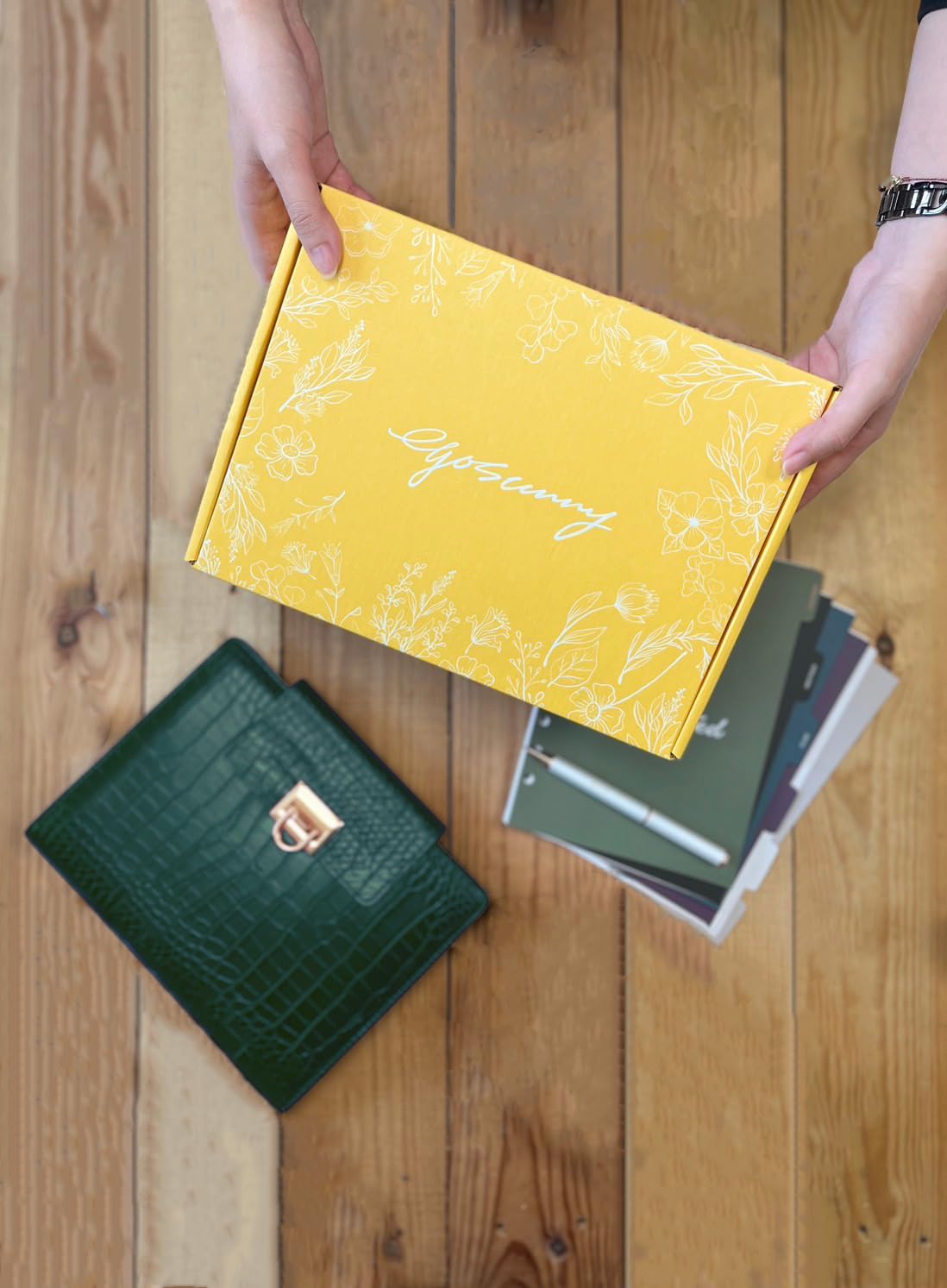 Crocodile Leather A5 6-Ring Binder Cover with 80 Inserts & Metal Pen – Emerald Green